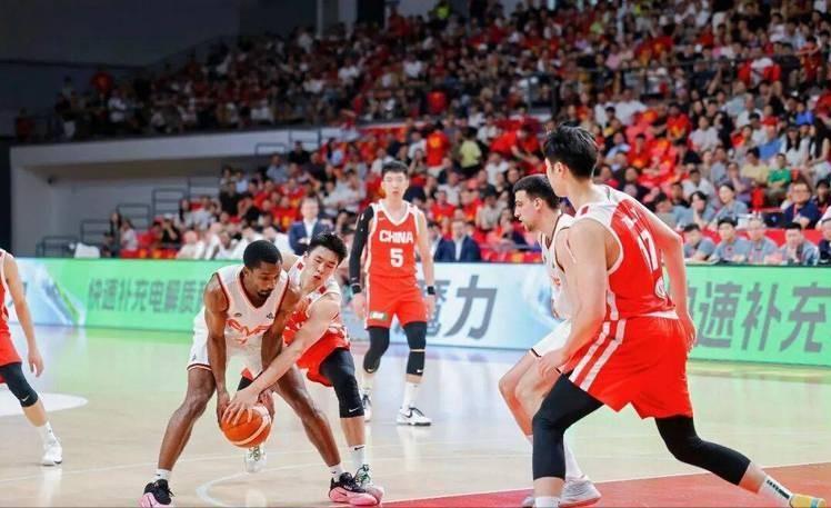 夏窗倒计时：齐尔克泽谋求离队，巴尔德留守巴萨曼联引援受挫