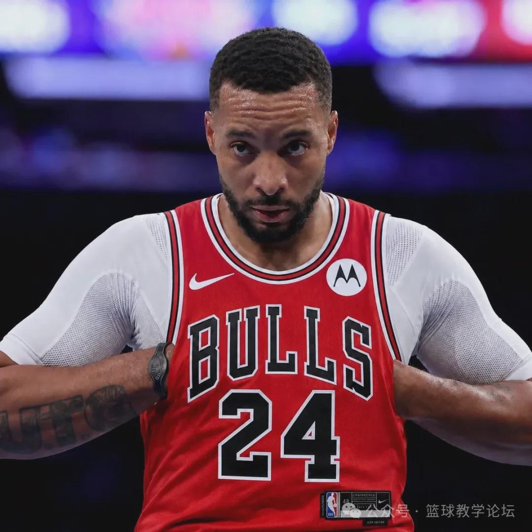 NBA最美女记者宫河麻耶:天使脸蛋傲人身材,人称"日本第一美臀"